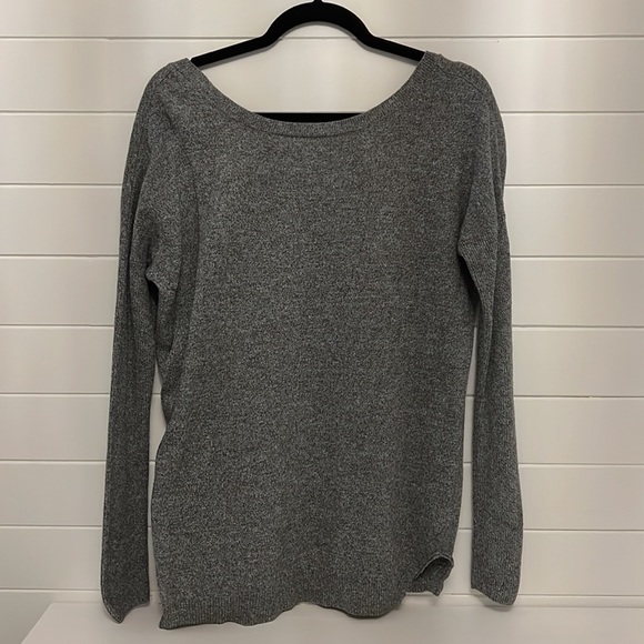 American Eagle Outfitters V-neck sweater - Picture 6 of 6